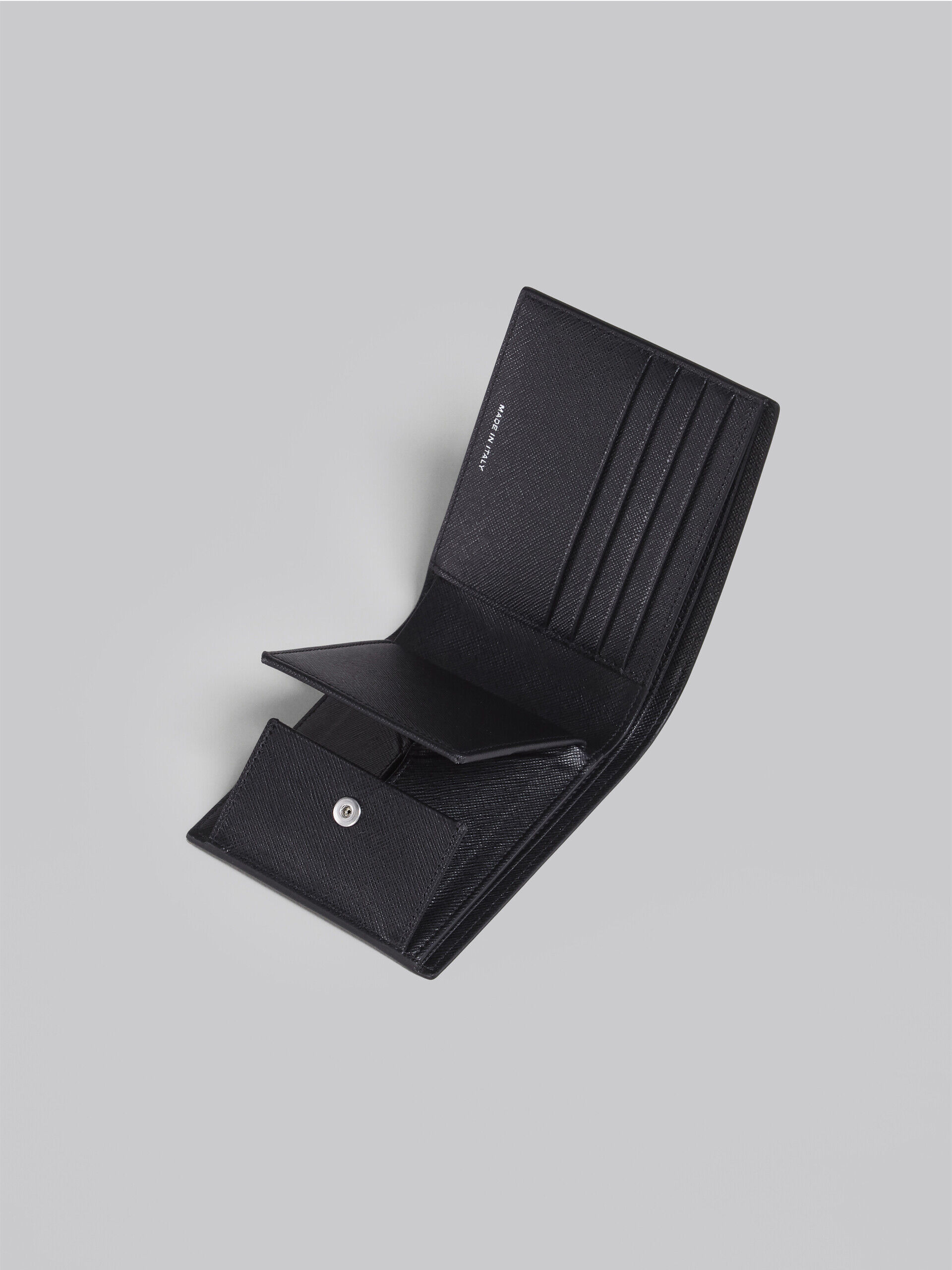 ブラック サフィアーノカーフレザー製 二つ折り財布 | Marni