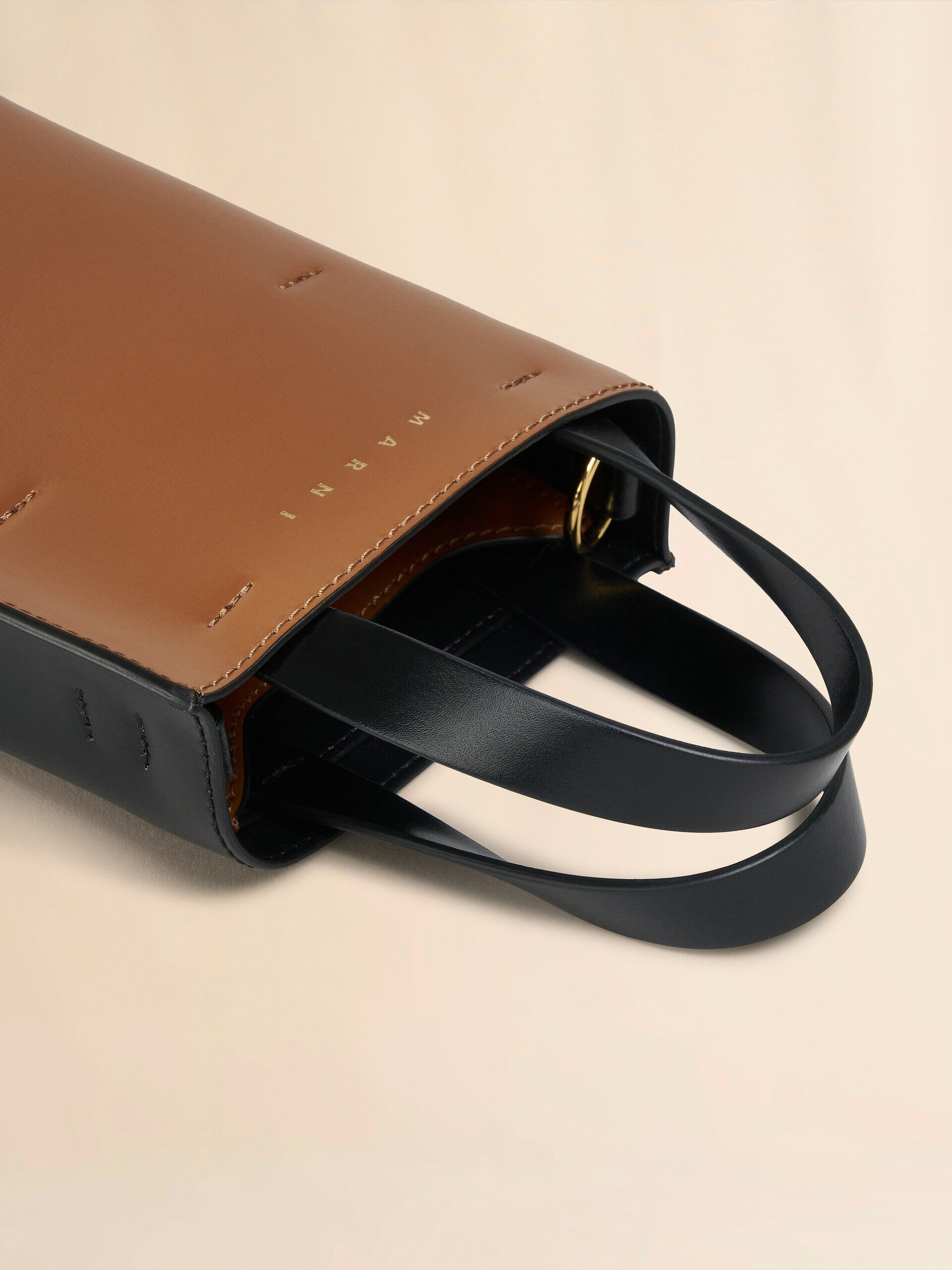 【関税＆送料込み】Marni Museo Nano Shopper Bag MUSEO nano bag in black leather | Marni