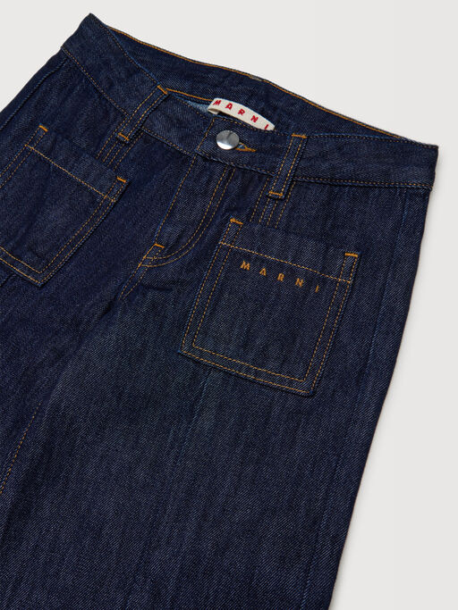 Pantal&oacute;n vaquero de denim de algod&oacute;n azul oscuro con bolsillos de parche - Pantalones