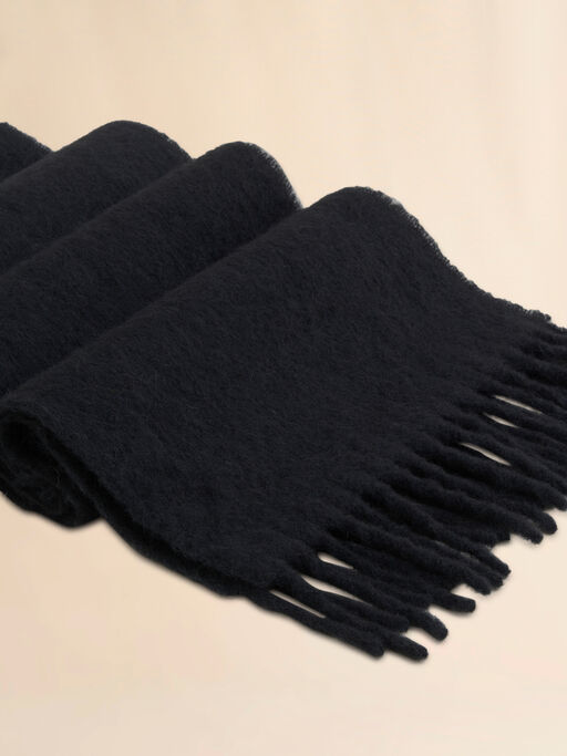 Black alpaca scarf - Scarves