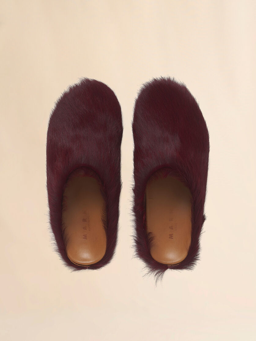 Blue long hair calfskin Fussbett sabot - Clogs - Image 4