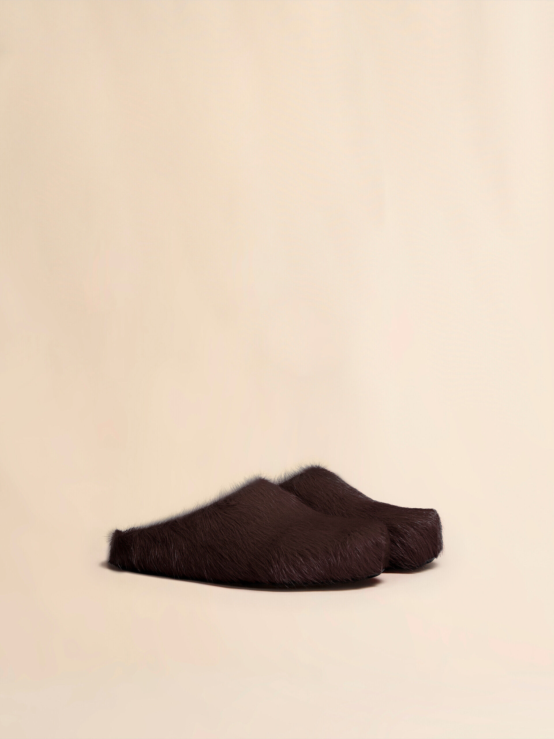 Brown long haircalfskin Fussbett sabot | Marni