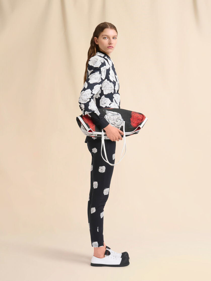 Babyjacke aus schwarzer Popeline mit Aurora-Print - Jacken - Image 6