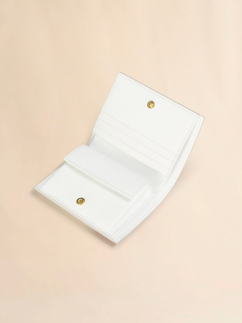 マスタードホワイト グリーン サフィアーノレザー製二つ折りウォレット, Image 4