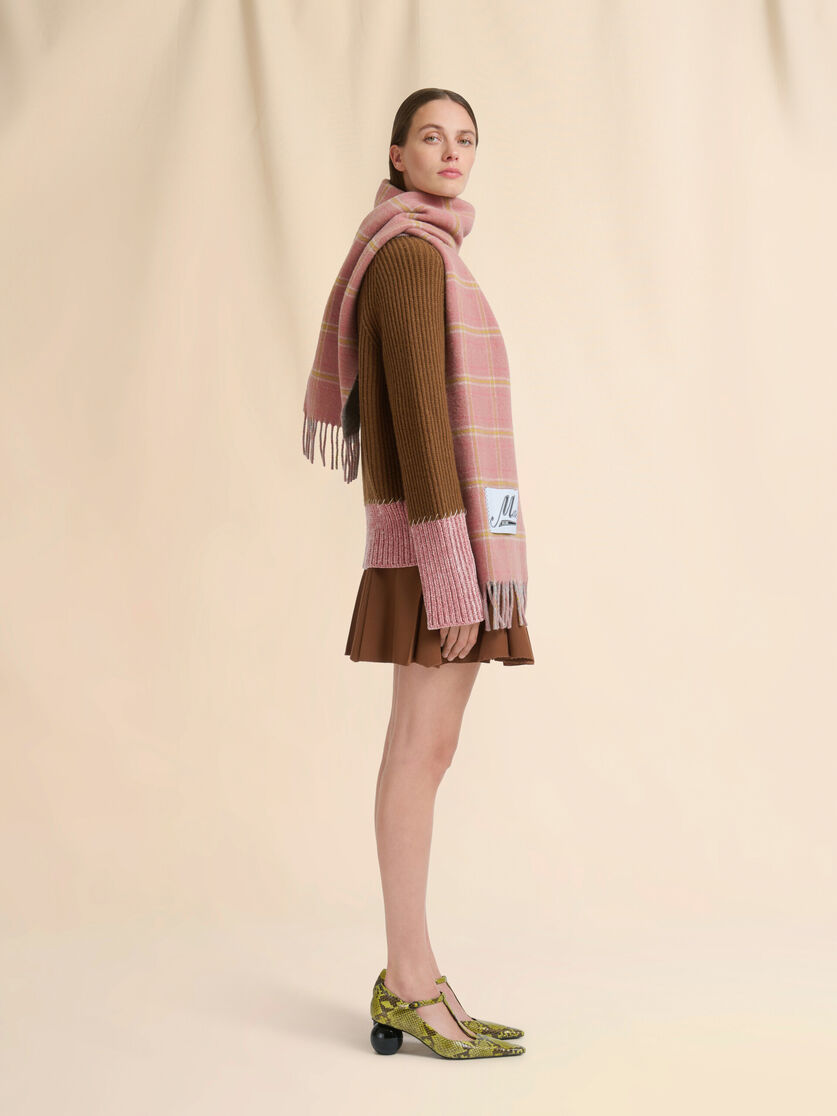 Pink wool-blend scarf with checked pattern - Scarves - Image 2
