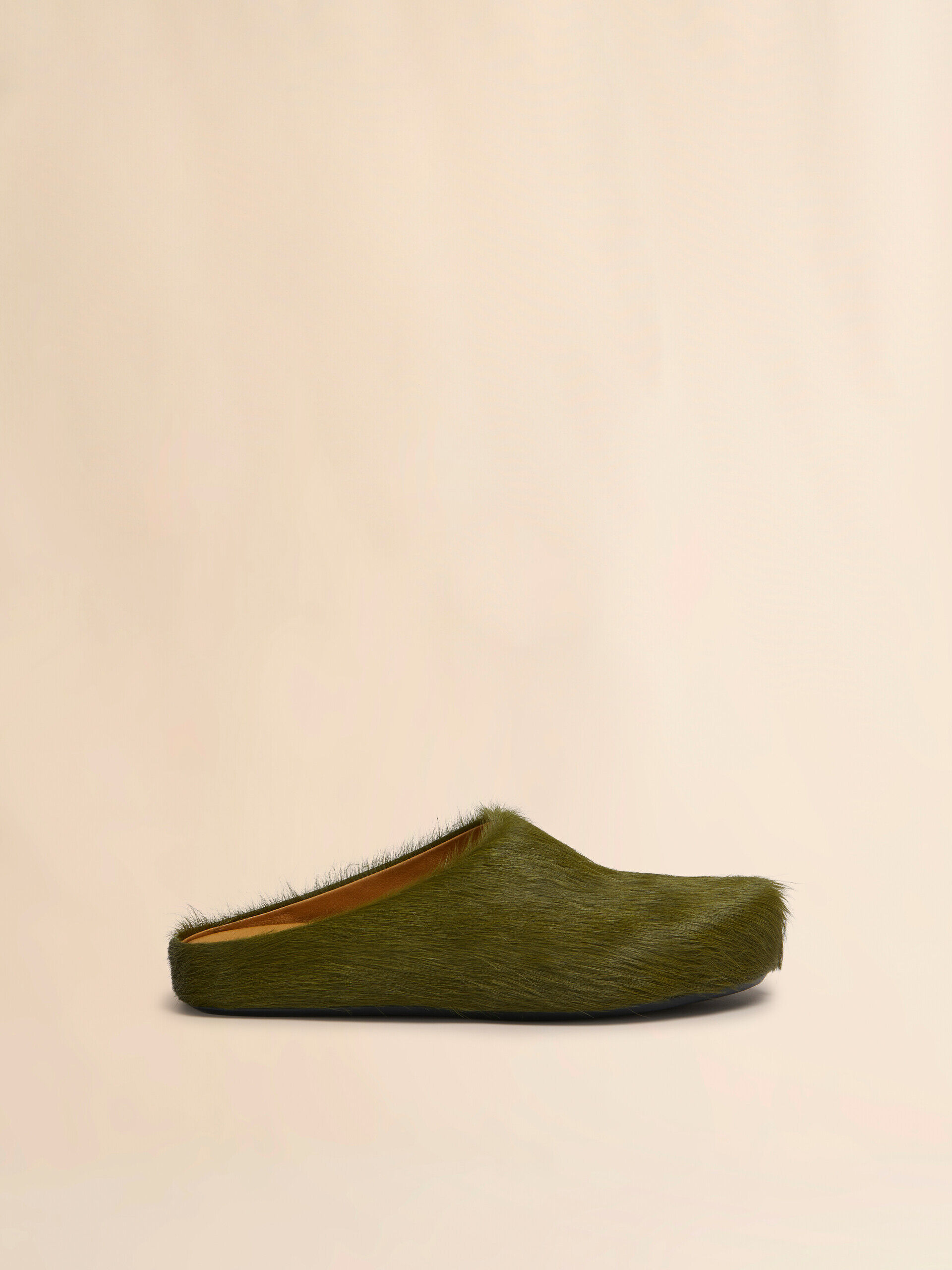 Deep green long hair calfskin Fussbett sabot | Marni