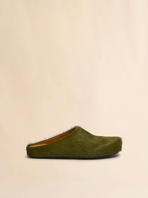 Deep green long hair calfskin Fussbett sabot - Clogs