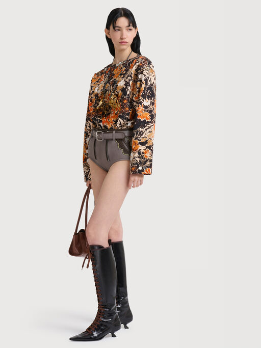 Grey leather hotpants with leaf pockets - Pants
