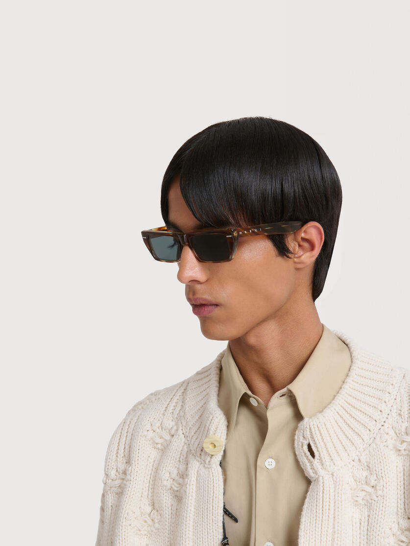Havana acetate flat-top sunglasses, Image 2