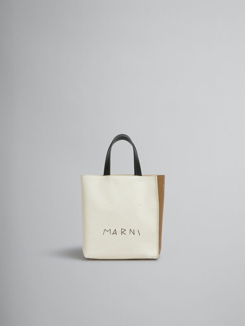 MARNI めずらしい MUSEOムゼオ ナノバッグ ブルー&ホワイト レザー 