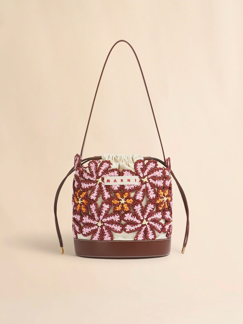 Pink paper raffia flower Seaside bucket bag, Image 1