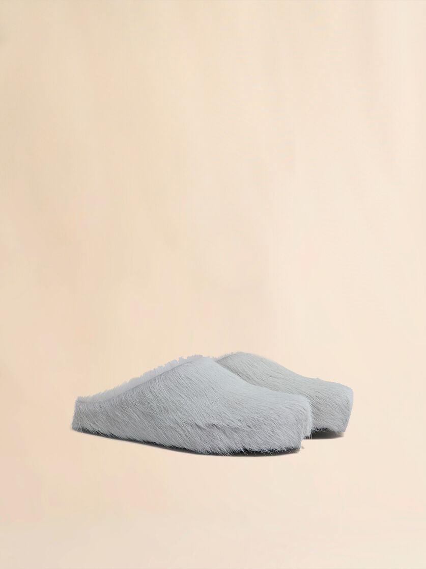 Blue long hair calfskin Fussbett sabot - Clogs - Image 2