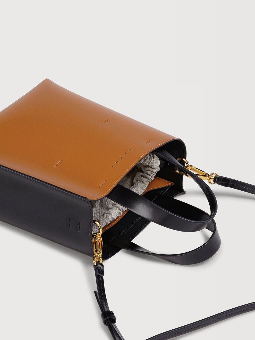 Museo Mini Bag in black and brown leather, Image 3