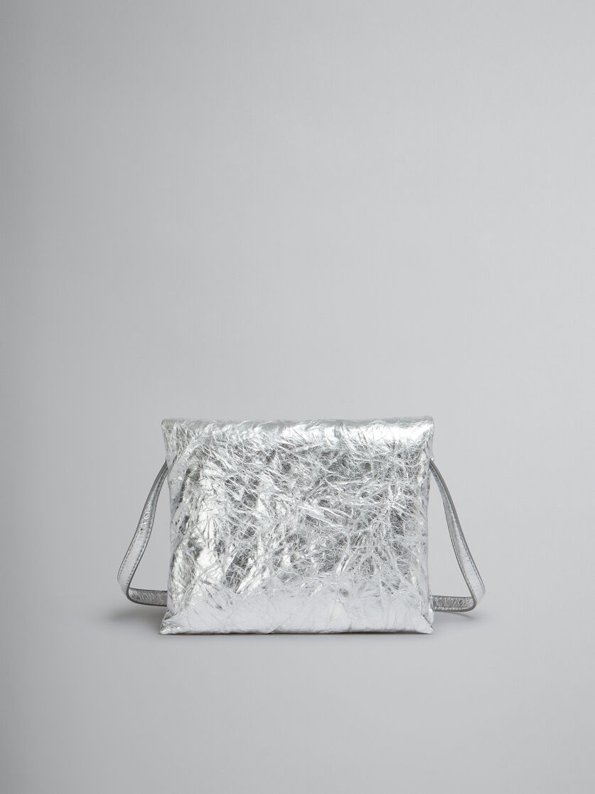 Pochette Prisma mini in pelle color argento - Pochettes - Image 1