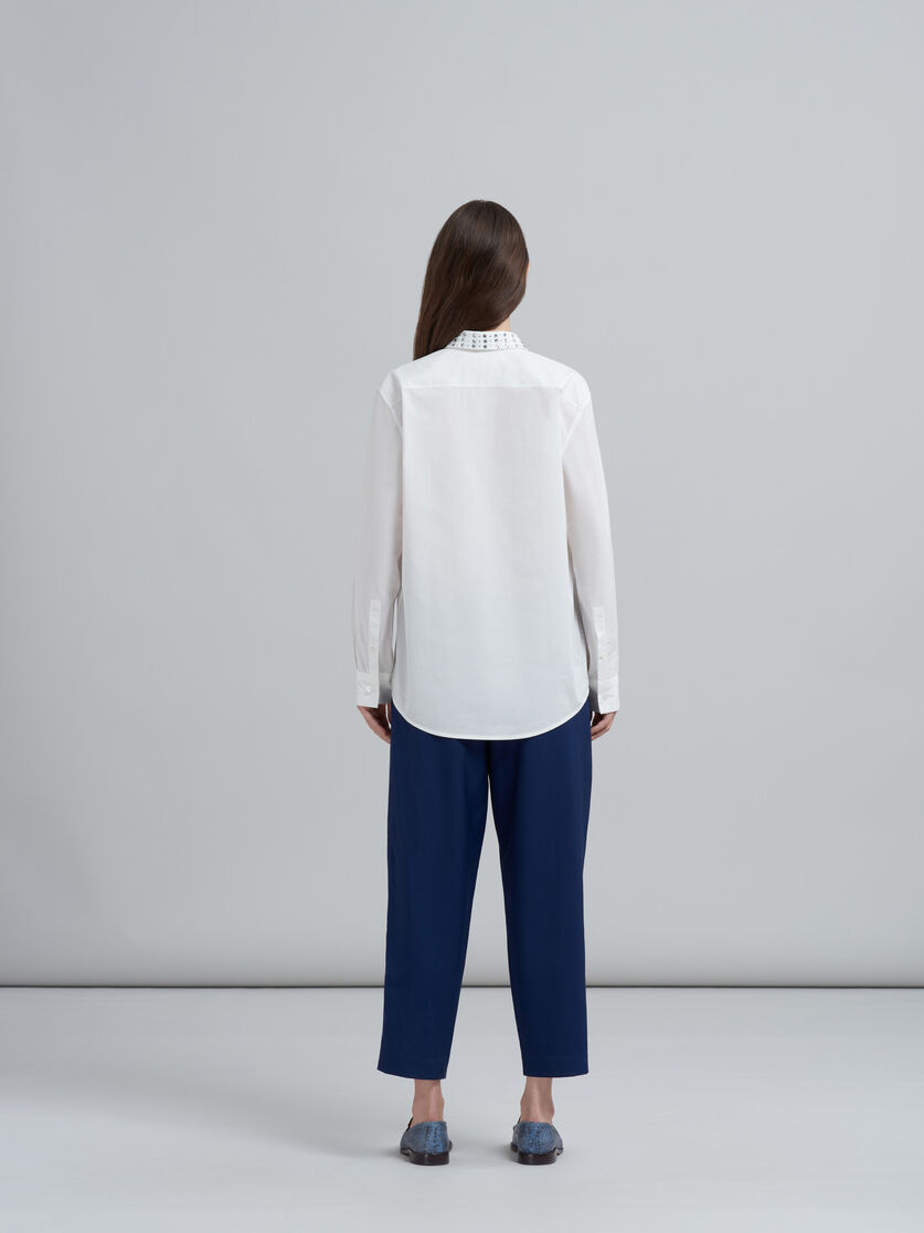 Kurz geschnittene Hose aus blauer Tropenwolle - Hosen - Image 3