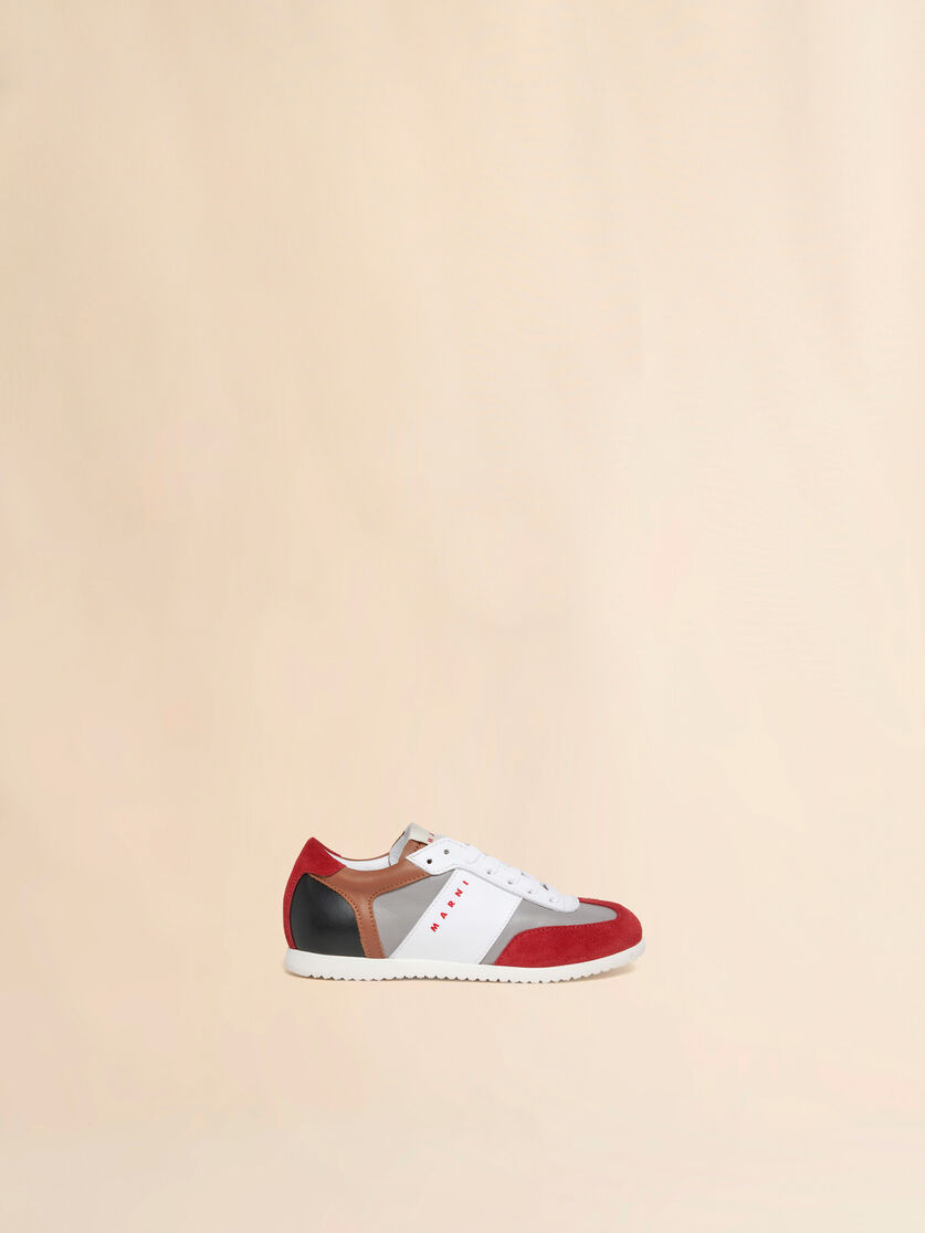 Grey leather sneaker with colour-block overlays, Image 1