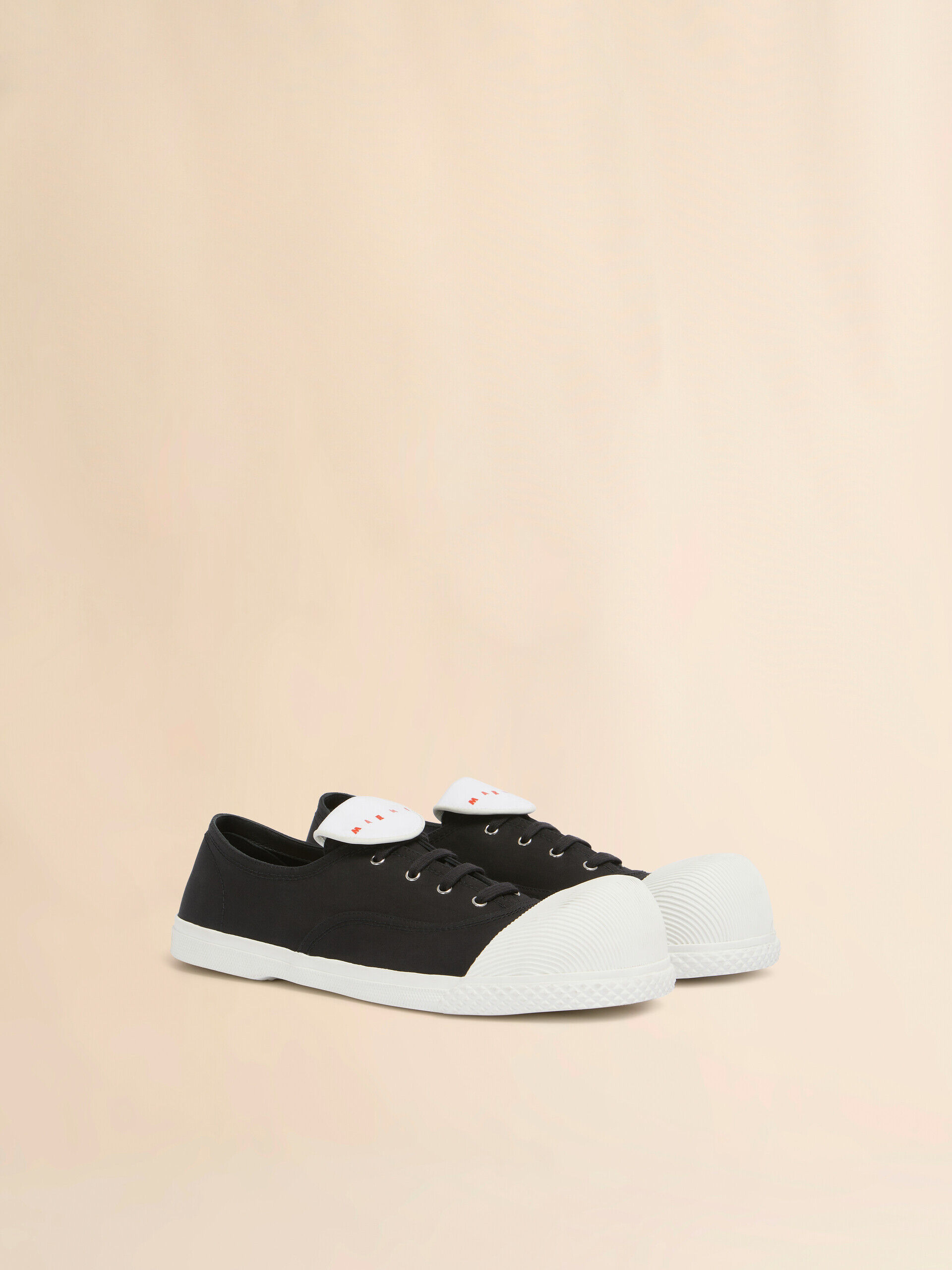 ブラック キャンバス製 New Wave スニーカー | Marni