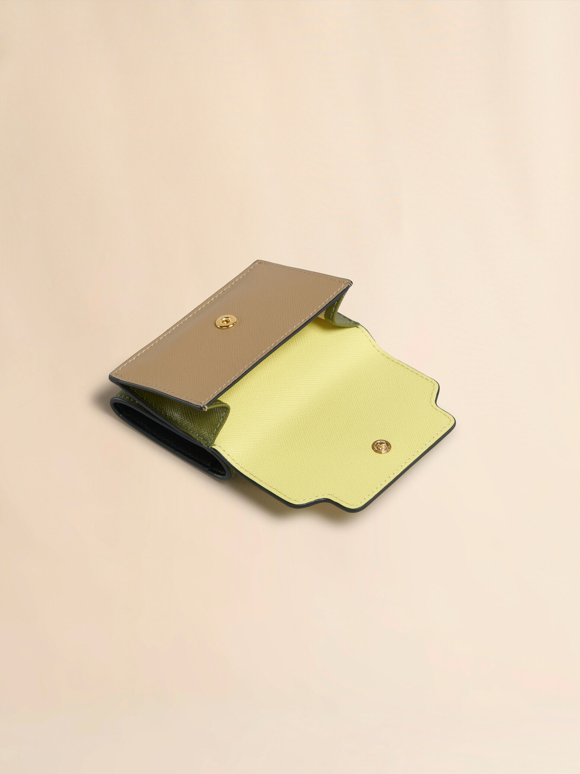 MARNI/三つ折り財布 イエロー ホワイト ベージュ ベージュ レザー製 三つ折りウォレット、マルニメンディング装飾