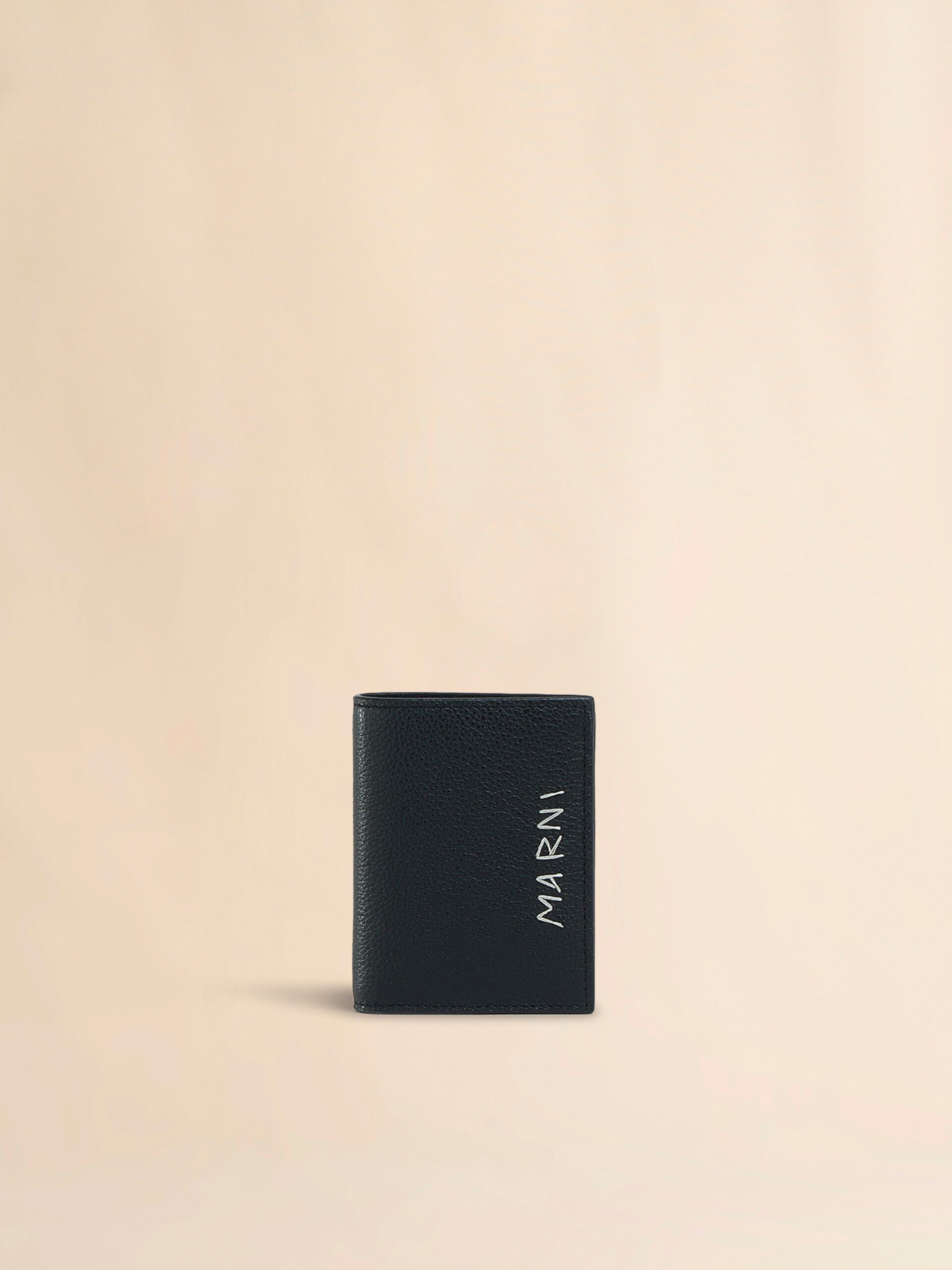 マルニ MARNI MARNI 二つ折り財布 PFMO0103U1 P5298 レザー