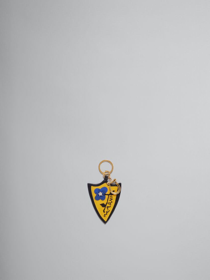 Llavero amarillo y azul de piel con forma de escudo - Llavero - Image 1