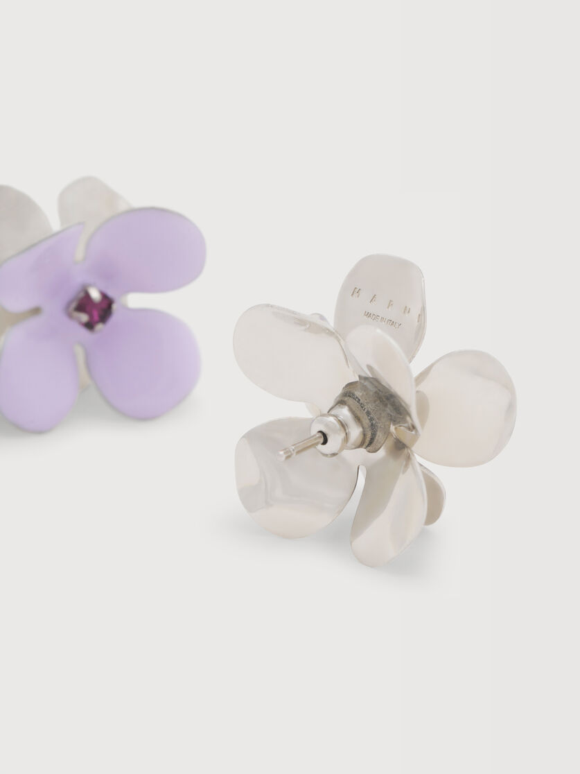 Purple enamel daisy stud earrings, Image 3