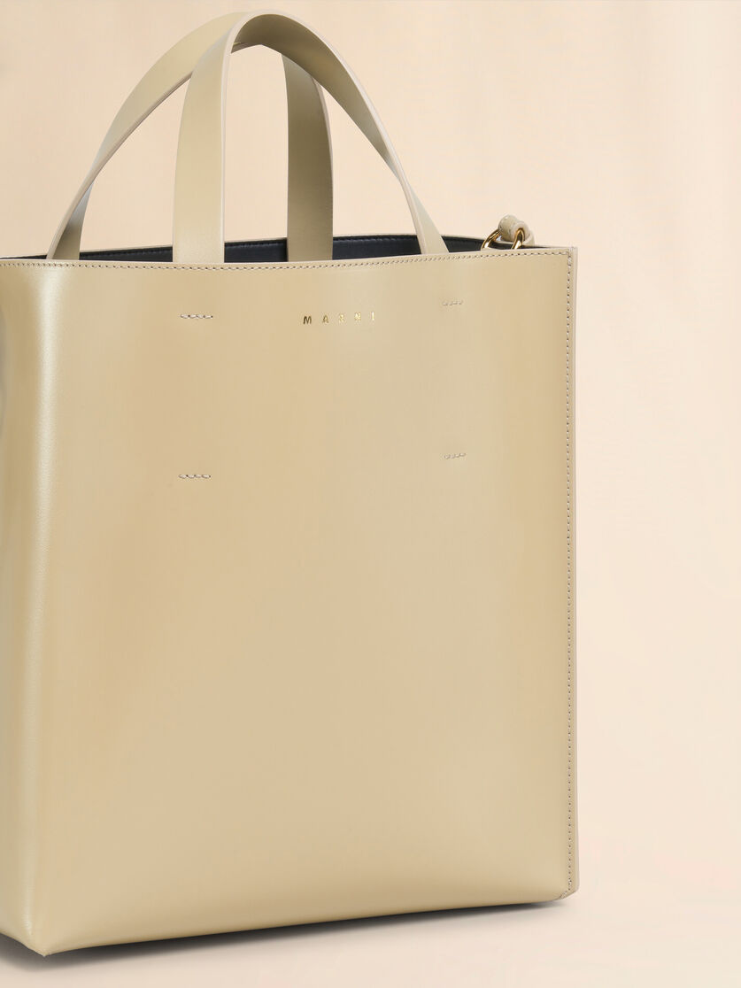 Museo small bag in light pink leather - Shopping Bags - Image 4
