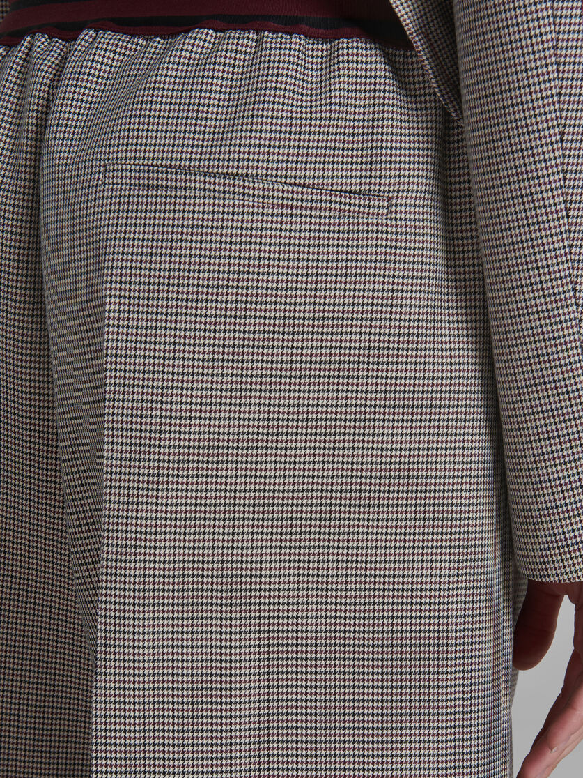 Grey and red houndstooth check trousers with logo waist - Pants - Image 5
