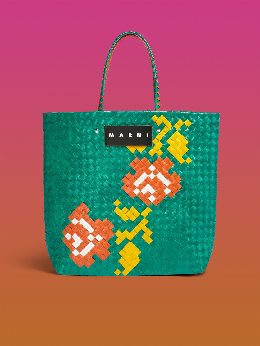 Mittelgroße MARNI MARKET BORA Tasche mit grünem Blumenmotiv - Shopper - Image 1
