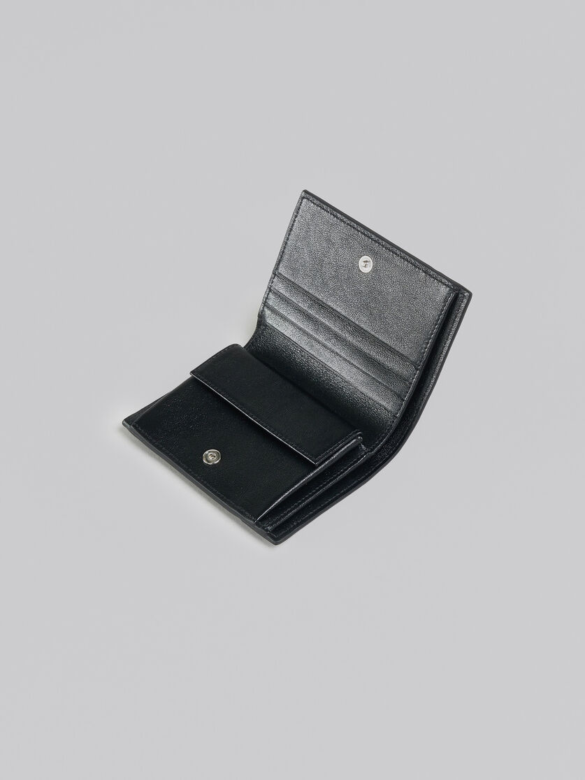 Portafoglio bi-fold in pelle blu e nera - Portafogli - Image 4