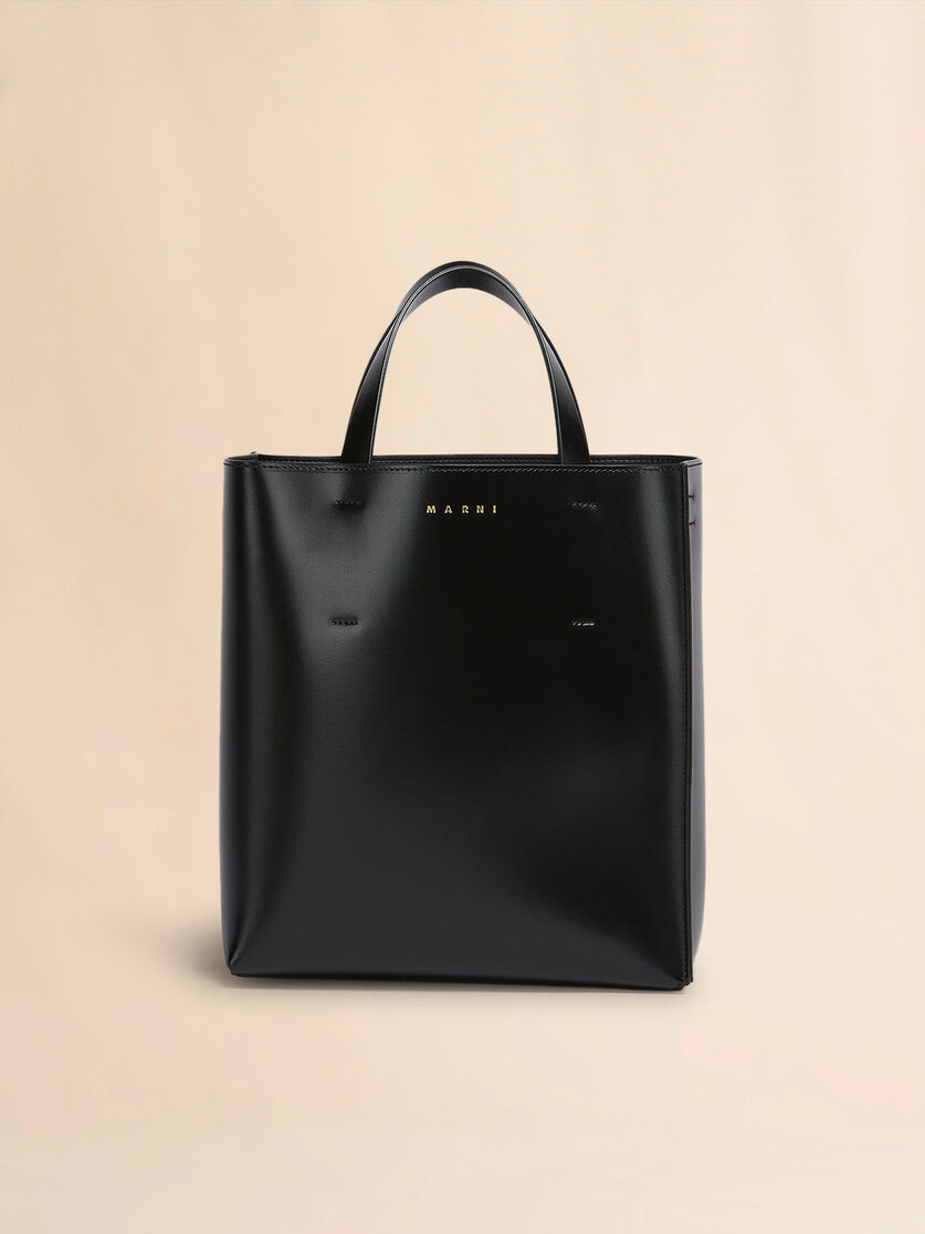 Museo small bag in light pink leather - Shopping Bags - Image 1