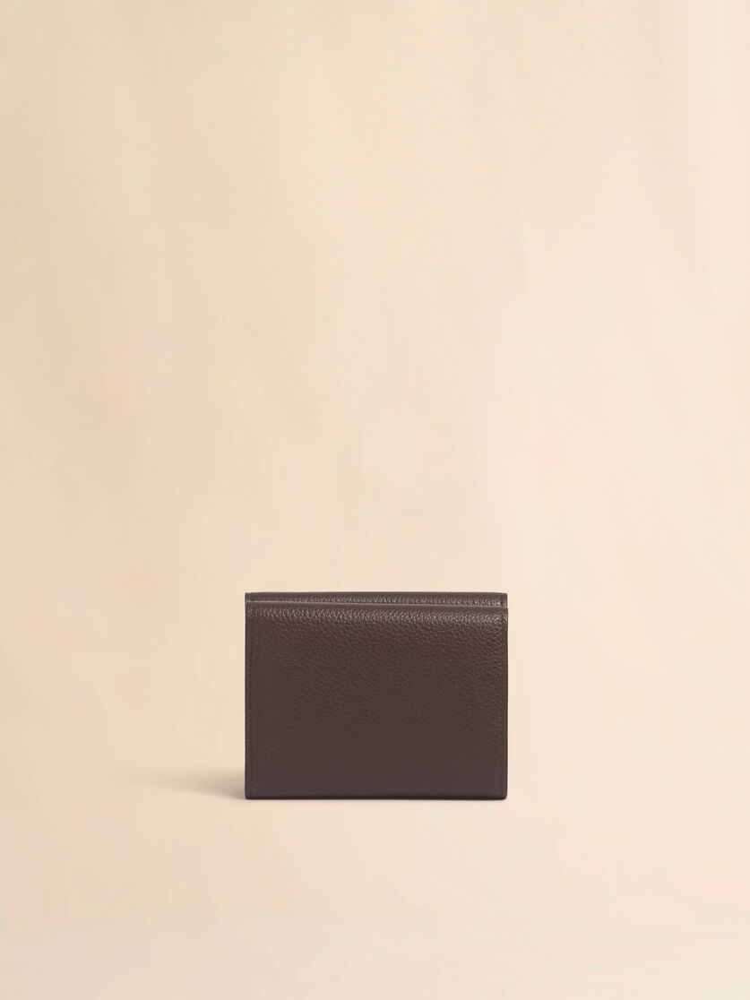 ブラック レザー製三つ折りウォレット、マルニメンディング刺繍入り - 財布 - Image 3