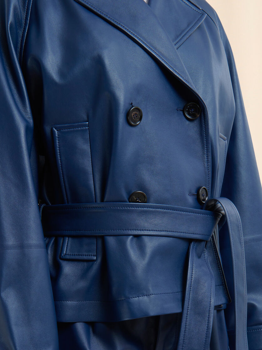 Short blue nappa trench - Jackets - Image 5