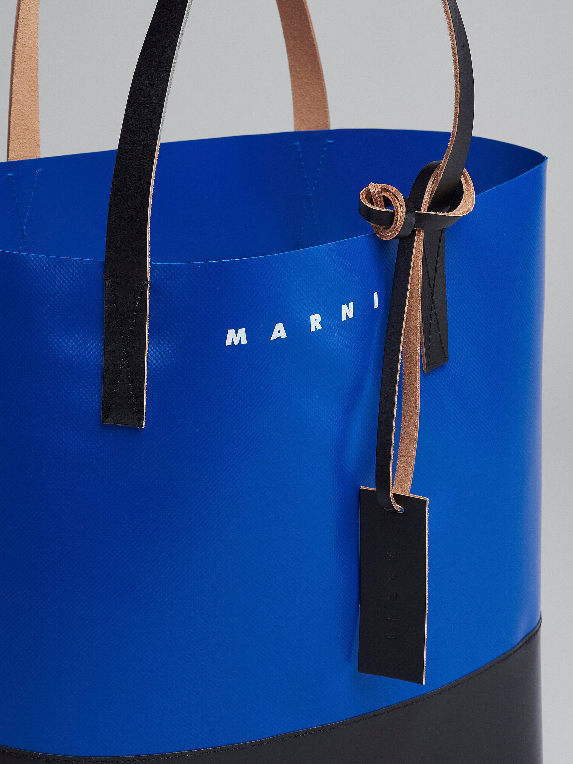 ブルー＆ブラック Tribecaショッピングバッグ | Marni