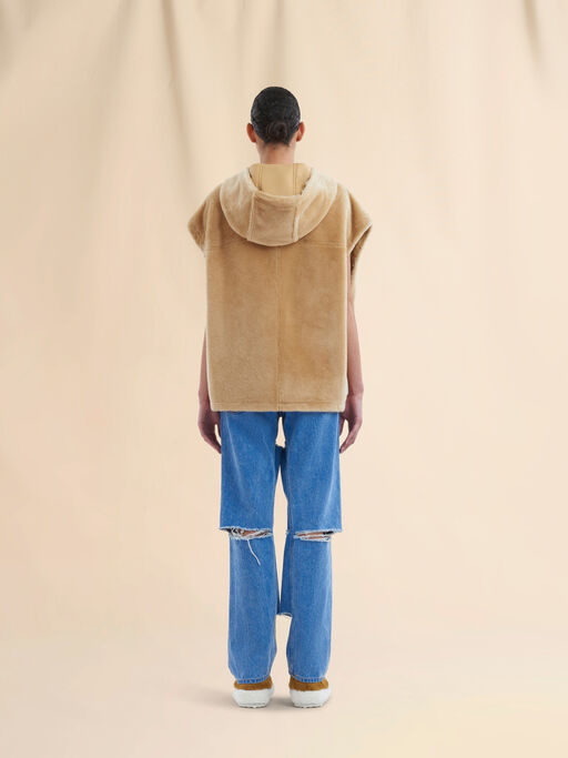 Gilet con cappuccio in shearling rasato marrone - Gilet