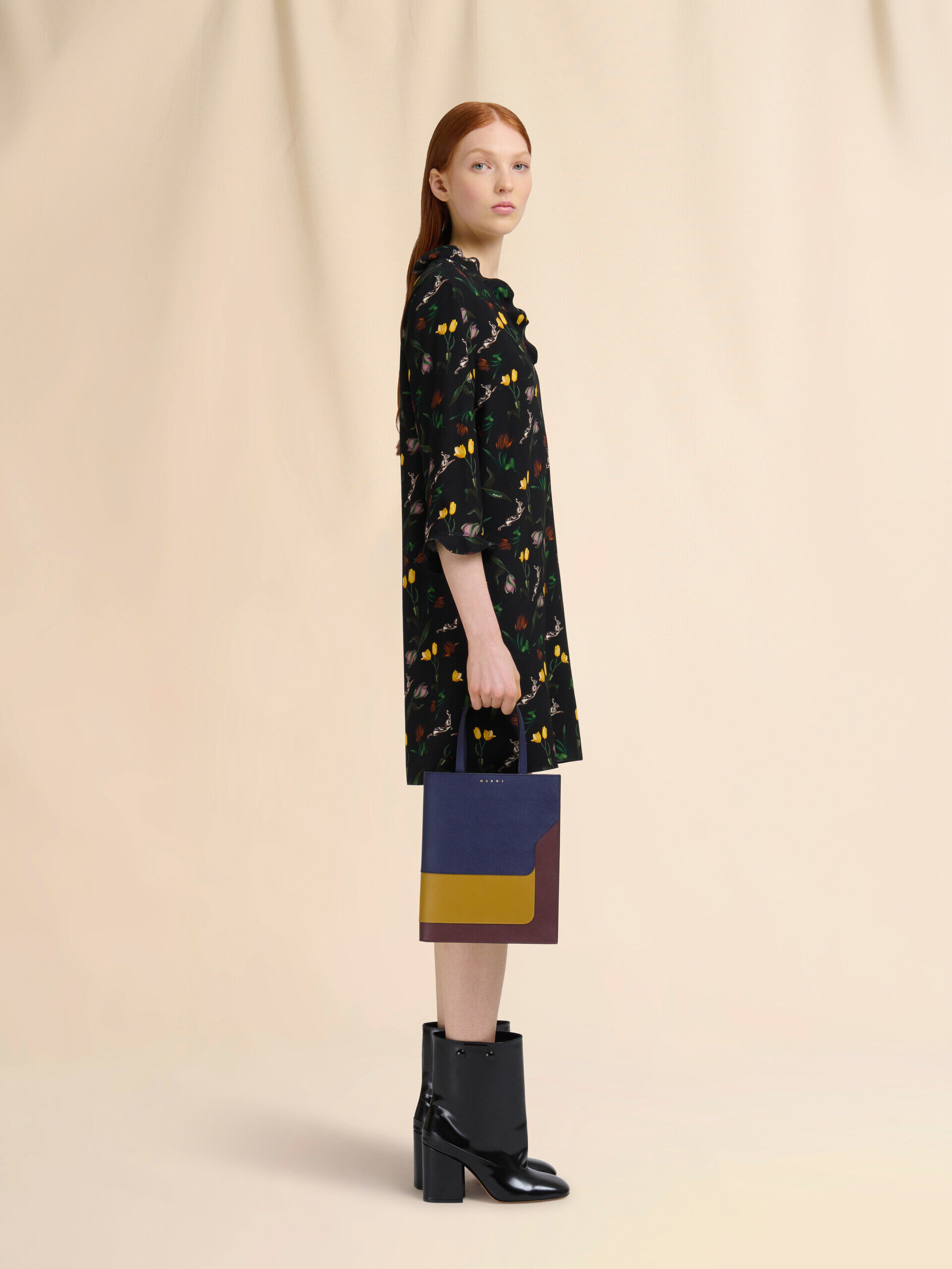 送料関税込【MARNI】トートバッグ ロゴストラップ レザー レザー MARNI(マルニ) トートバッグ(メンズ) - 海外通販のBUYMA