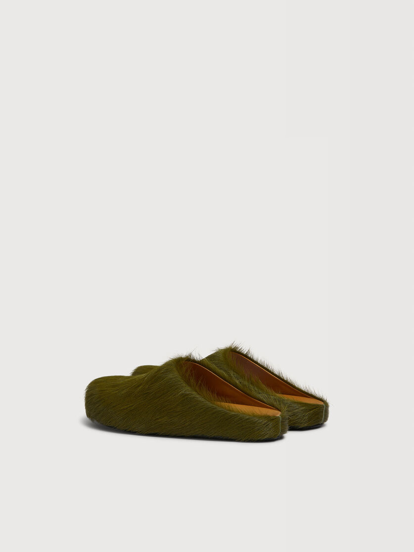 Deep green long hair calfskin Fussbett sabot, Image 3