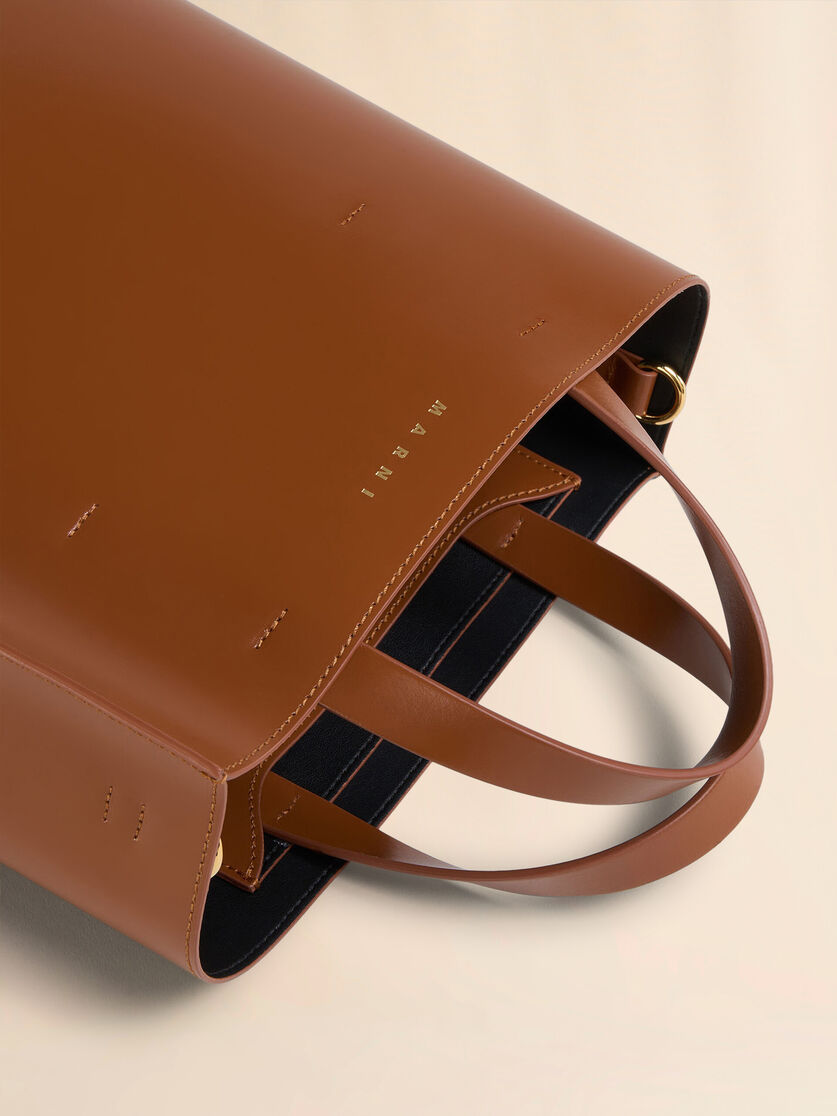 Museo small bag in light pink leather - Shopping Bags - Image 4