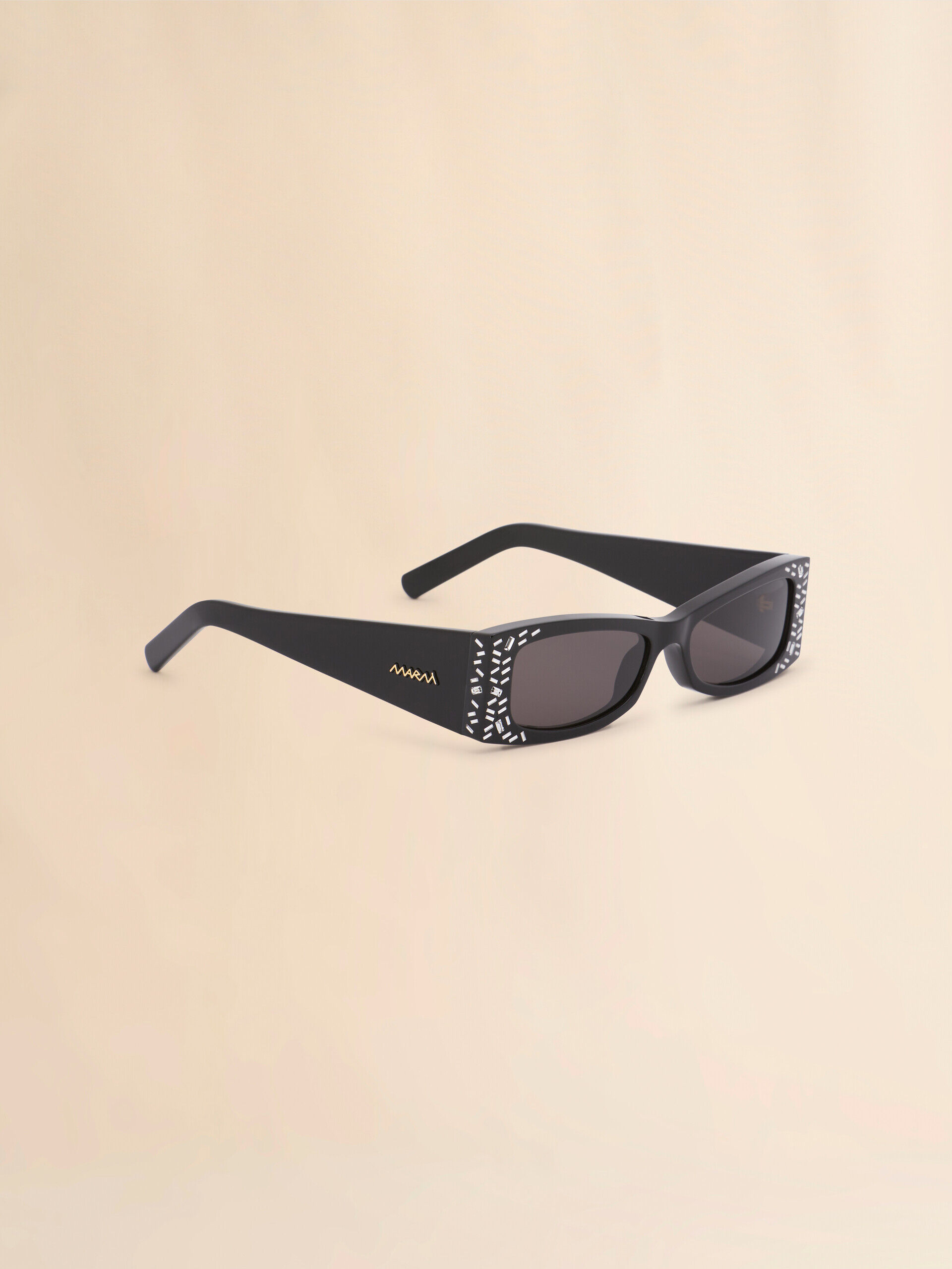 MARNI アンラハント シオメトリックフレム サンクラス Black acetate Zokoa sunglasses with rhinestones | Marni