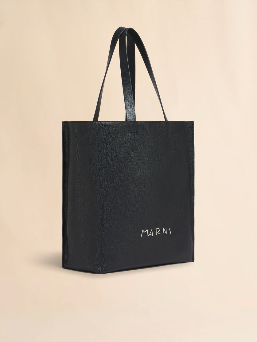 Black leather Museo Soft Tote large with Marni Symbol embroidery - Shopping Bags - Image 5