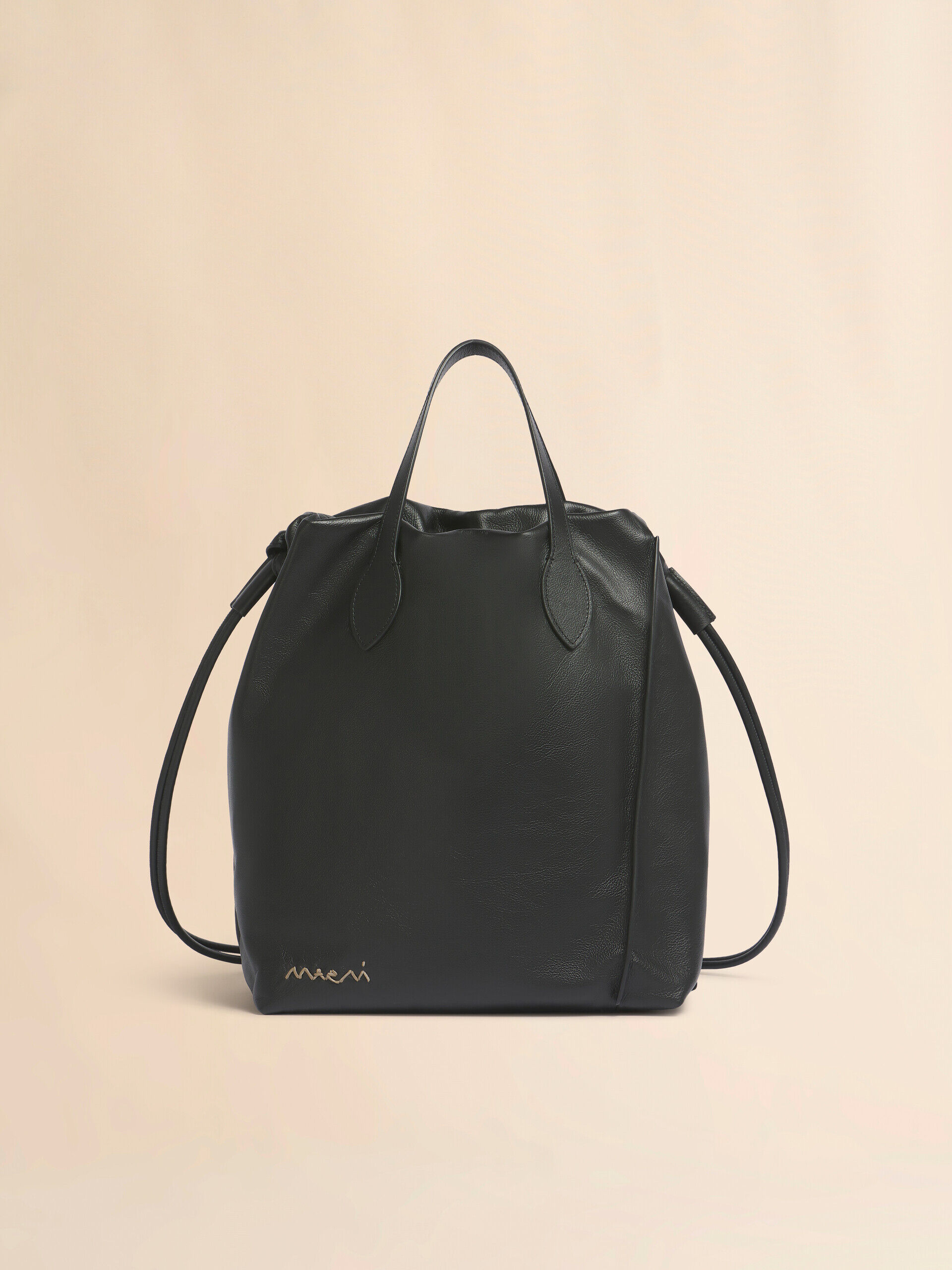 【新品】MARNI　レザ―ハンドバッグ　ブラック Black leather Scrunchie backpack | Marni
