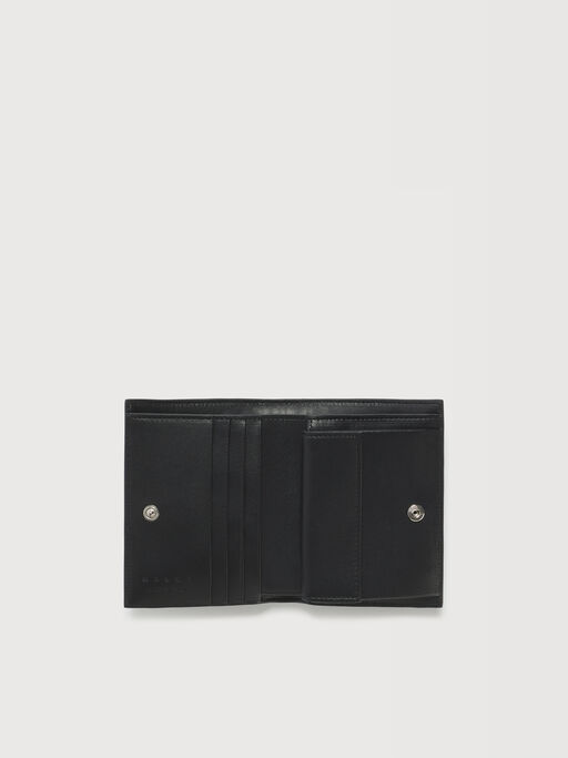 ブラックレザー 二つ折りウォレット トリプルステッチ入り - 財布