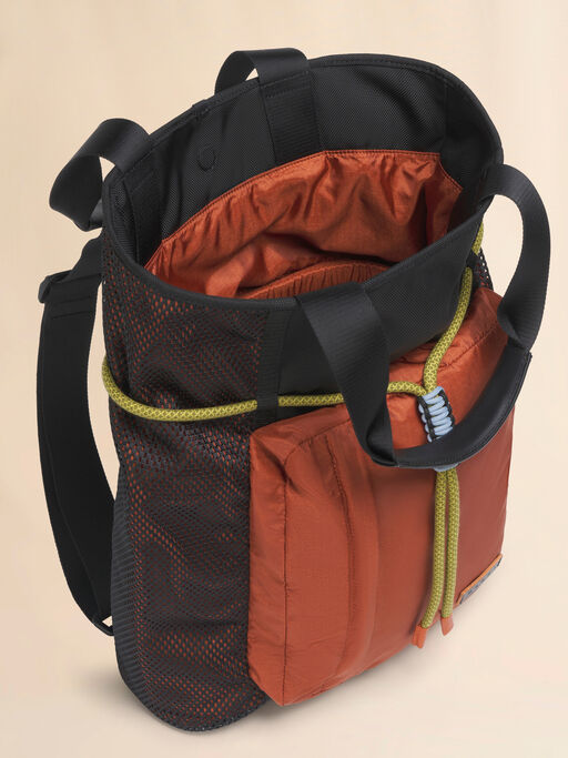 ブラウン＆ブラック ナイロン製 Modulus バックパック - ショッピングバッグ