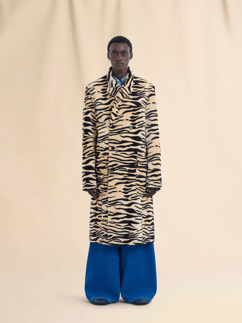 Double breasted tiger print shearling coat - Coats - Image 2
