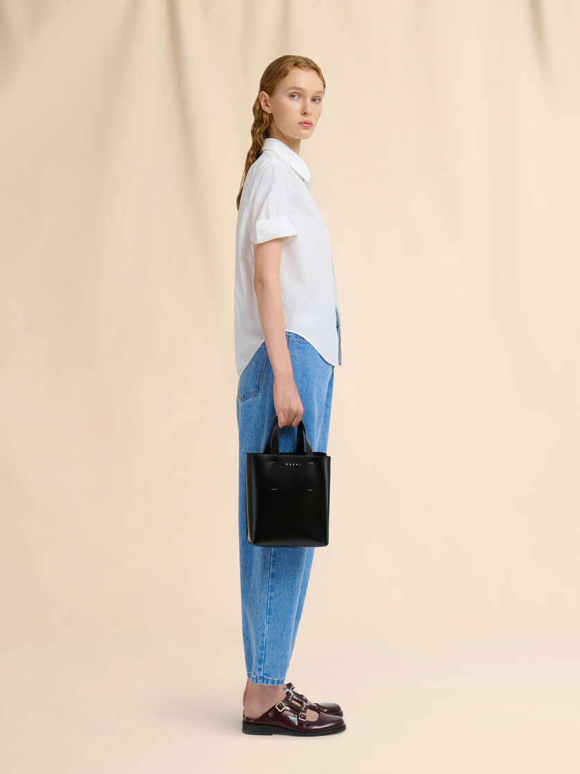 Zweifarbige MUSEO Tasche aus glänzendem Kalbsleder mit Schulterriemen - Shopper - Image 2