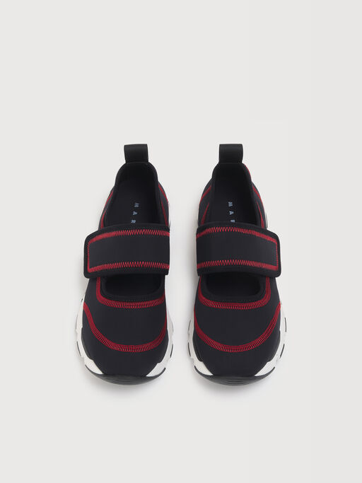 Sneaker Mary Jane aus schwarzem Scuba-Stoff - Sneakers