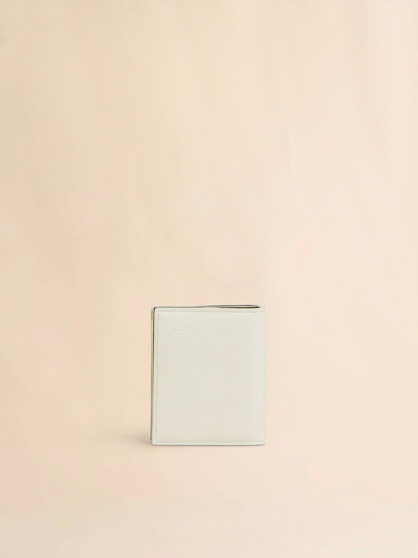 ブラック レザー メンディング 二つ折りジップアラウンドウォレット - 財布 - Image 3