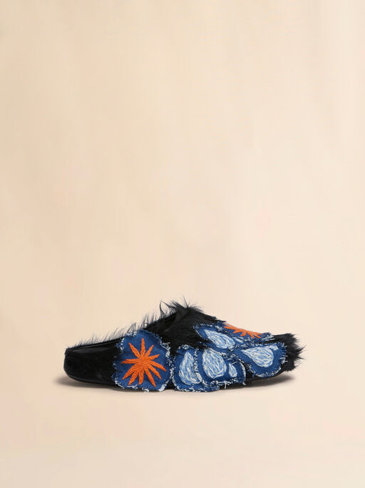 Black long hair calfskin Fussbett sabot - Clogs