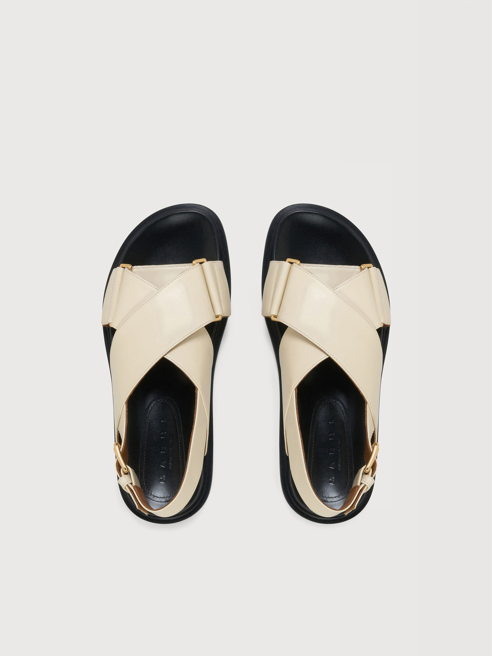 ホワイト レザー製 フスベット | Marni