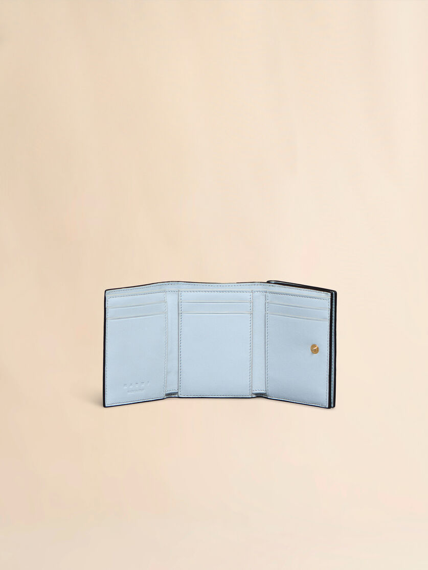 ライトブルー レザー製 三つ折りウォレット、マルニメンディング  