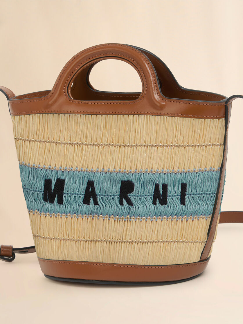 Mini-Eimertasche Tropicalia aus Stoff mit Bast-Optik und blauem Häkeleinsatz - Schultertaschen - Image 5